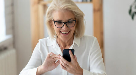 7 tips to select the best phone plan for seniors