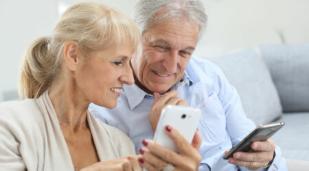 7 easy-to-use smartphones for seniors