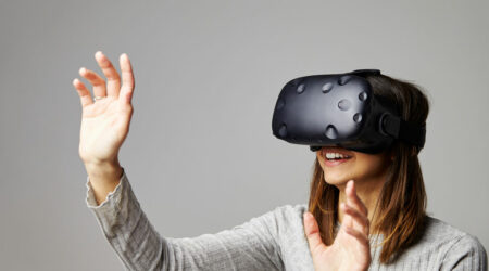 Top 11 Features of the Apple Vision Pro Headset