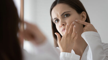 7 signs of unhealthy skin that need attention